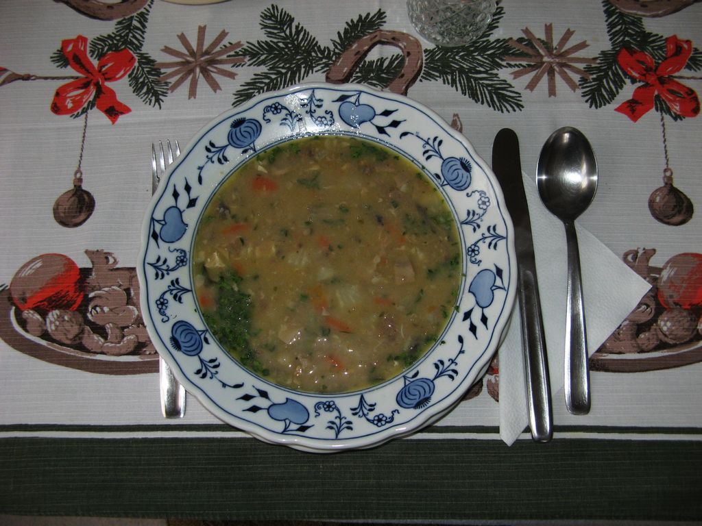 Vánoční rybí polévka z kapra